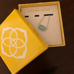 Elisa Silver Pendant Necklace